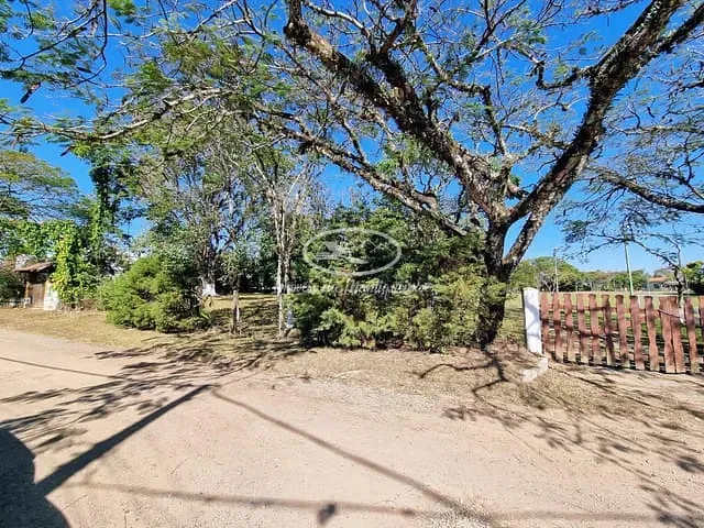 Chácara com 9418m² 2 quartos e 2 banheiros, à venda, no bairro Jardim Martinelli (Penedo) em Itatiaia