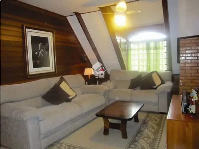 Chácara com 1080m² 3 quartos e 5 banheiros, à venda, no bairro Jardim Marilu em Carapicuíba