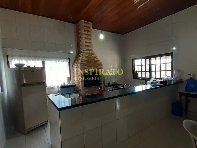 Chácara com 2000m² 3 quartos e 2 banheiros, à venda, no bairro Minas de Inhandjara em Itupeva