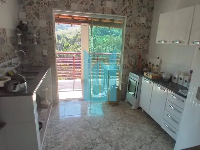 Chácara com 1109m² 3 quartos e 2 banheiros, à venda, no bairro Chácara Alvorada em Poços de Caldas