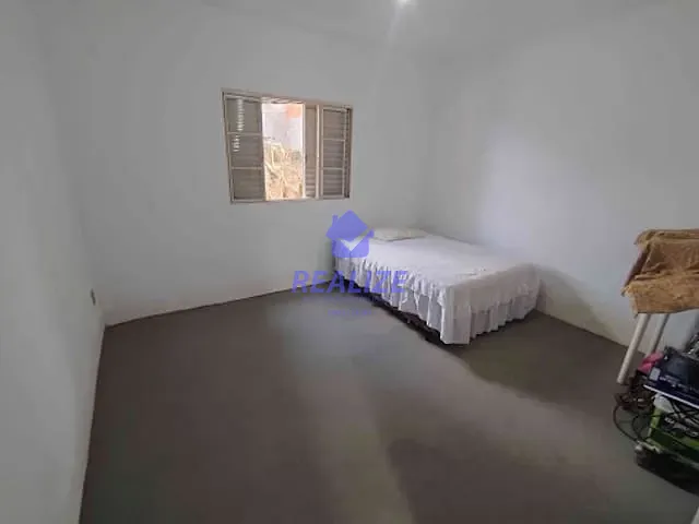 Chácara com 1031m² 1 quarto e 1 banheiro, à venda, no bairro Chácara de Recreio Boa Vista em Botucatu
