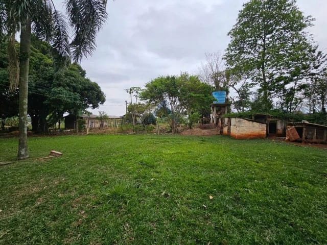 Chácara com 6600m² 4 quartos e 2 banheiros, à venda, no bairro Recanto dos Pinheiros em Cambé