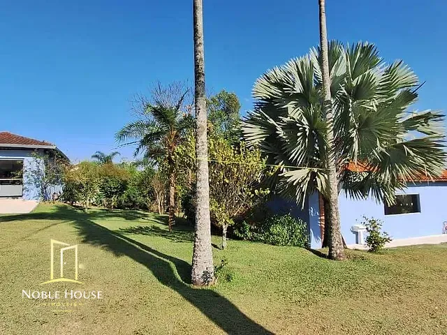 Chácara com 1275m² 3 quartos e 3 banheiros, à venda, no bairro Monterrey em Louveira