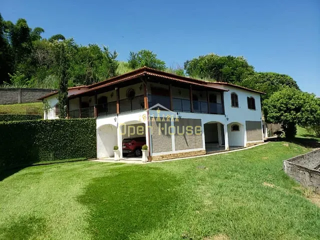 Chácara com 2245m² 4 quartos e 3 banheiros, à venda, no bairro Jardim Alice em Barra Mansa