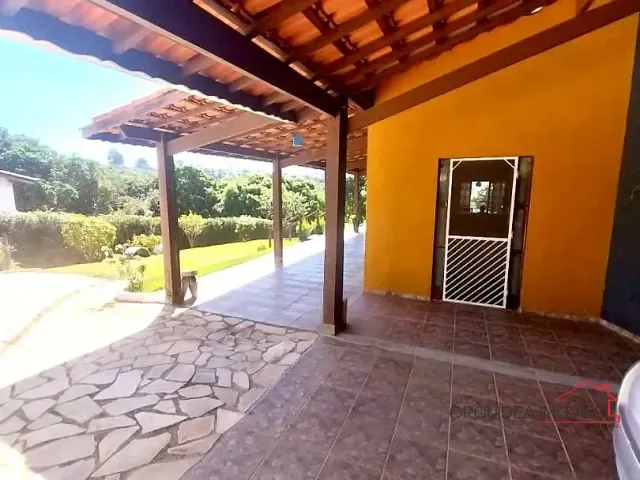 Chácara com 2260m² 3 quartos e 4 banheiros, à venda, no bairro Usina em Atibaia