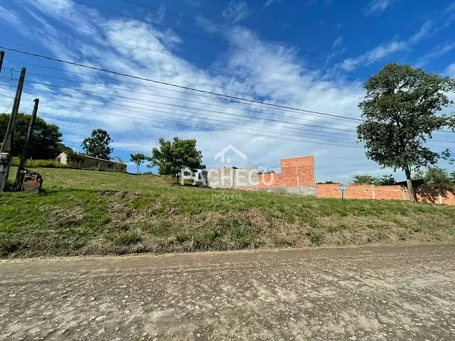 Chácara com 1000m², à venda, no bairro Colinas de Santa Izabel em Piracicaba