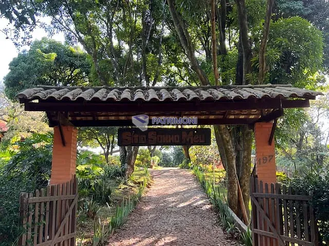 Chácara com 7525m² 3 quartos e 4 banheiros, à venda, no bairro Fazenda Terra Fertil em Mateus Leme