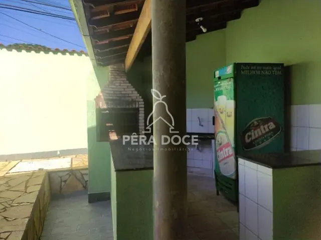 Chácara 5 quartos e 4 banheiros, para alugar, no bairro Lourdes em Uberaba
