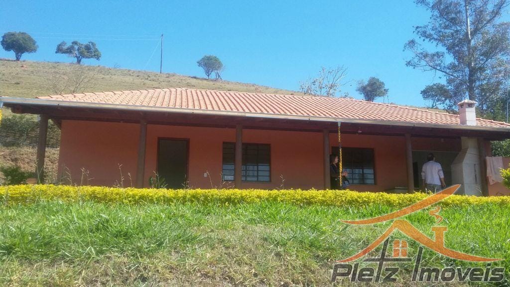 https://static.arboimoveis.com.br/CH0001_PLETZ/chacara-rural-a-venda1608218303989fadib.jpg