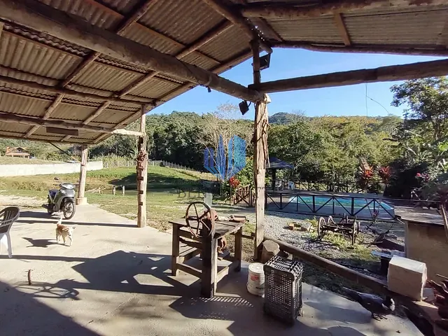 Chácara 4 quartos e 1 banheiro, à venda, no bairro Área Rural de Camboriú em Camboriú