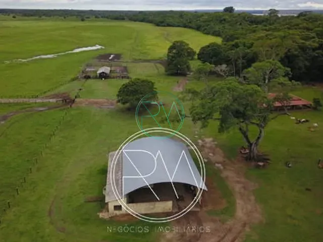 Fazenda com 13500000m², à venda, no bairro zona rural em Batayporã
