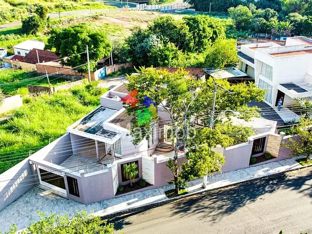 Chácara com 1295m² 6 quartos e 9 banheiros, à venda, no bairro Nova Itapira em Itapira