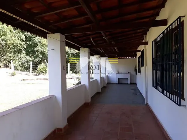 Chácara com 3000m² 3 quartos e 1 banheiro, à venda, no bairro Tuiuti em Tuiuti