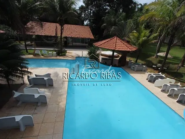 Chácara com 10000m² 5 quartos e 5 banheiros, à venda, no bairro Setor Central em Nova Veneza