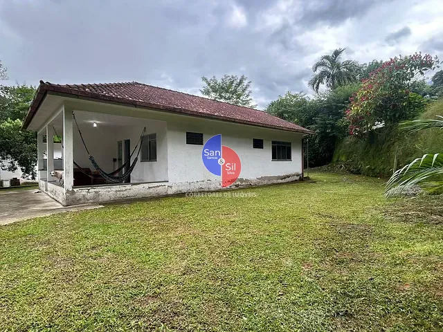 Chácara com 938m² 2 quartos e 2 banheiros, à venda, no bairro Limoeiro em Guapimirim