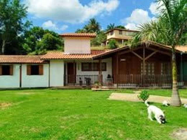 Chácara com 1308m² 3 quartos e 4 banheiros, à venda, no bairro Fazendinha Miragem em Simão Pereira