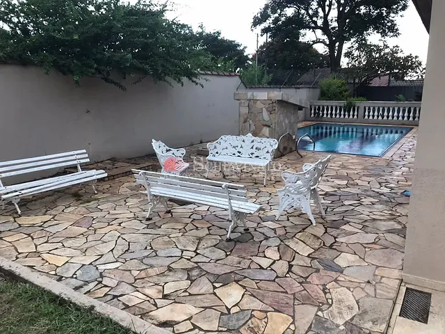 Chácara 3 quartos e 4 banheiros, à venda, no bairro Colinas do Piracicaba (Ártemis) em Piracicaba