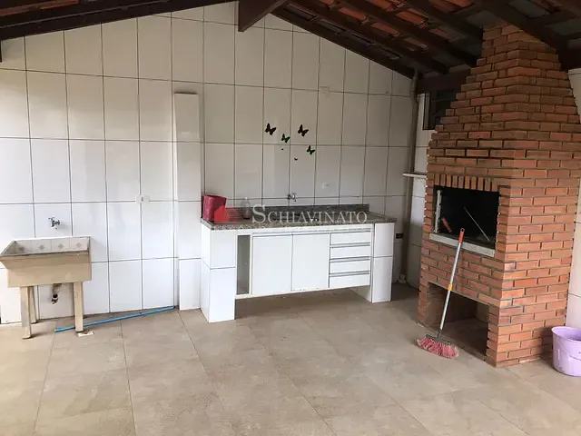 Chácara 3 quartos e 4 banheiros, à venda, no bairro Colinas do Piracicaba (Ártemis) em Piracicaba