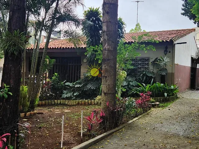Chácara com 710m² 2 quartos e 2 banheiros, à venda, no bairro Cidade Ademar em São Paulo