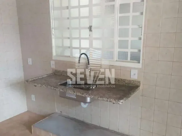 Chácara com 2500m² 2 quartos e 2 banheiros, à venda, no bairro Panorama Parque em Bauru