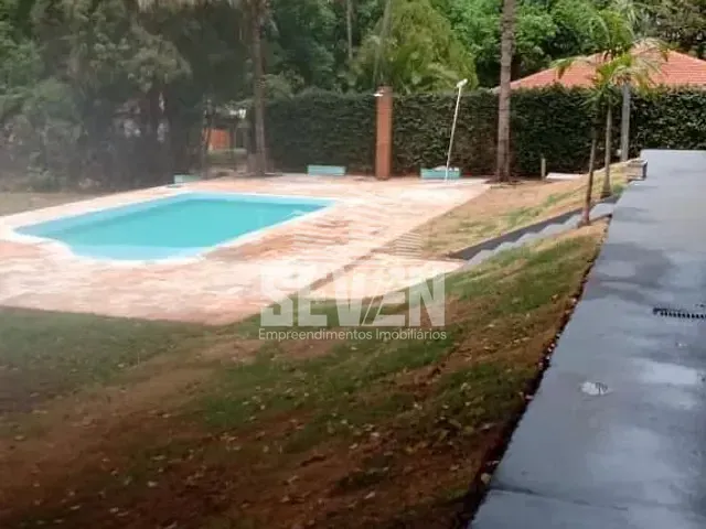 Chácara com 2500m² 2 quartos e 2 banheiros, à venda, no bairro Panorama Parque em Bauru
