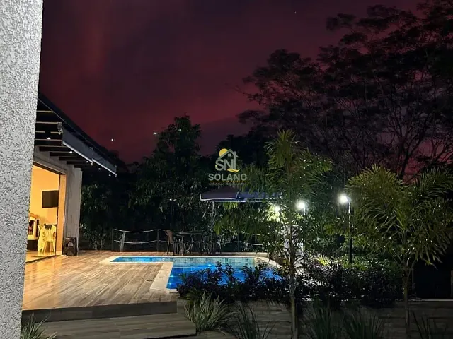 Chácara com 1400m² 4 quartos e 5 banheiros, à venda, no bairro Setor Central em Indiara