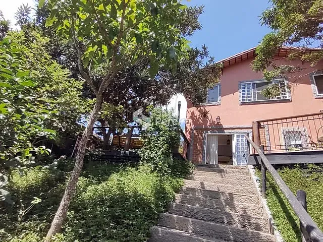 Chácara com 1750m² 4 quartos e 5 banheiros, à venda, no bairro Balança em Simão Pereira