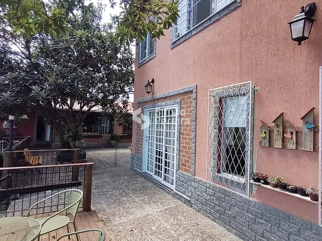 Chácara com 1750m² 4 quartos e 5 banheiros, à venda, no bairro Balança em Simão Pereira