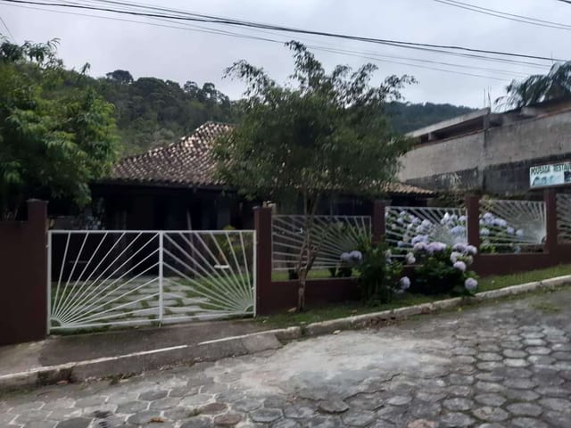 Chácara 9 quartos e 10 banheiros, à venda, no bairro Serra do Piloto em Mangaratiba