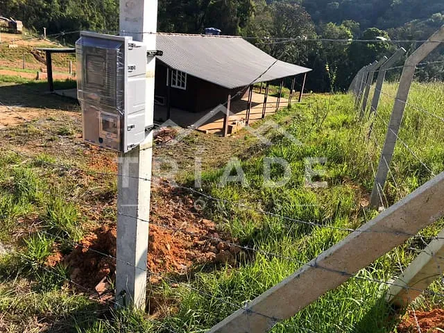 Chácara à venda, no bairro Serrinha em Contenda