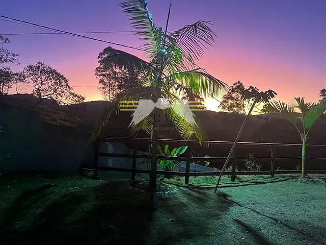 Chácara com 800m² 3 quartos e 3 banheiros, à venda, no bairro Serrote em Salesópolis
