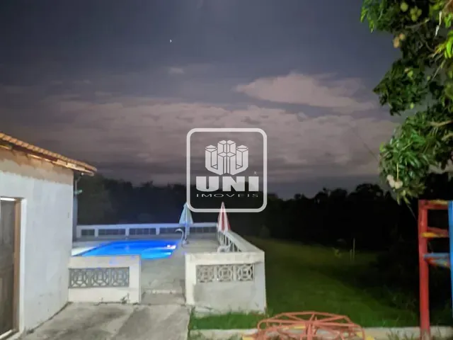 Chácara com 5000m² 2 quartos e 2 banheiros, à venda, no bairro Chácaras Guararema em Jacareí