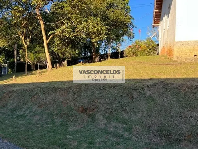 Chácara com 3329m² 4 quartos e 2 banheiros, à venda, no bairro Buquirinha em São José dos Campos