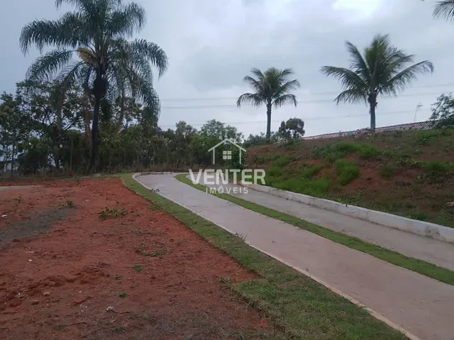 Chácara com 2080m², à venda, no bairro Loteamento Chácaras Ingrid em Taubaté