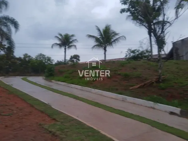 Chácara com 2080m², à venda, no bairro Loteamento Chácaras Ingrid em Taubaté