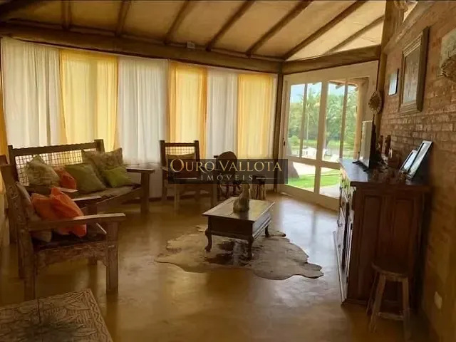 Chácara com 5000m² 4 quartos e 4 banheiros, à venda, no bairro Parque da Grama em Indaiatuba
