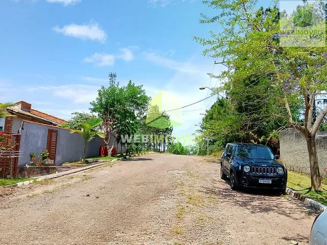 Chácara com 1338m² 3 quartos e 2 banheiros, à venda, no bairro Fazenda Capelinha em Mogi Das Cruzes