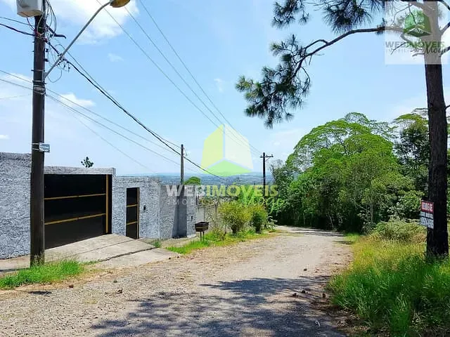 Chácara com 1338m² 3 quartos e 2 banheiros, à venda, no bairro Fazenda Capelinha em Mogi Das Cruzes