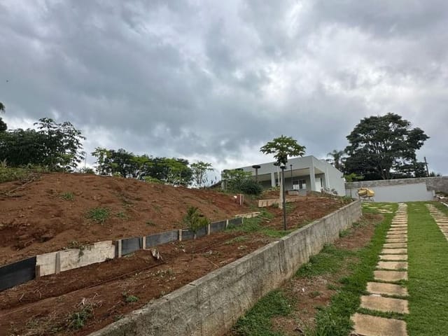 Chácara com 2000m² 2 quartos e 2 banheiros, à venda, no bairro Roseira em Extrema