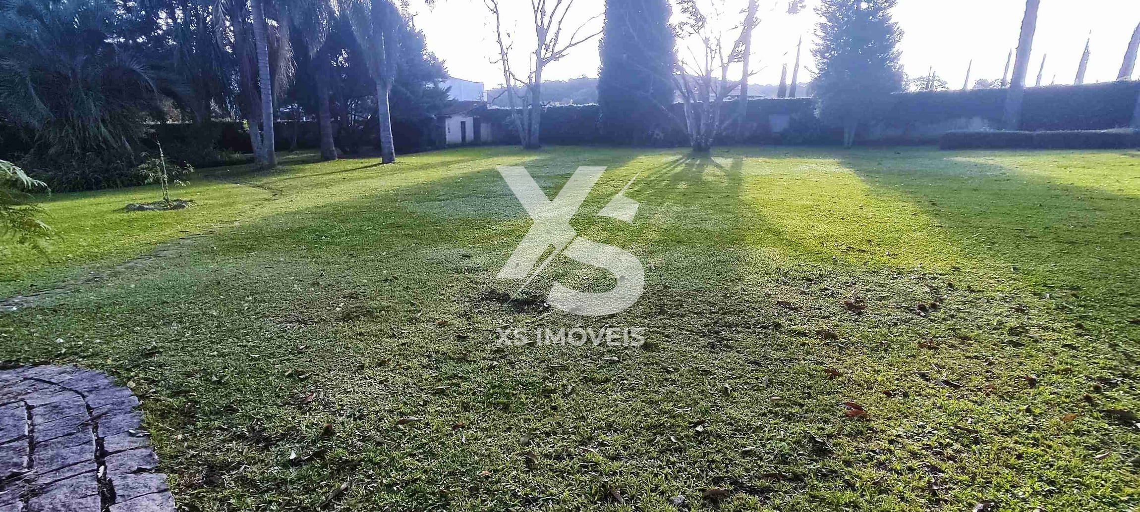Chácara à venda com 4 quartos, 200m² - Foto 2