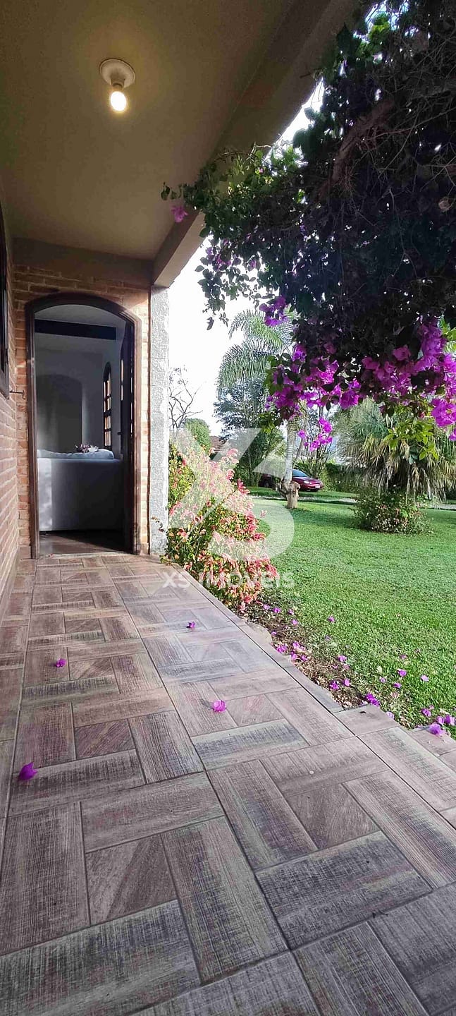 Chácara à venda com 4 quartos, 200m² - Foto 5