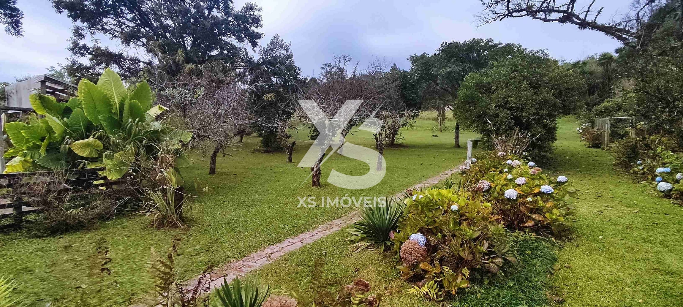 Chácara à venda com 4 quartos, 200m² - Foto 12