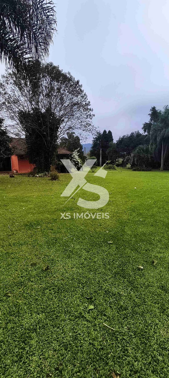 Chácara à venda com 4 quartos, 200m² - Foto 16