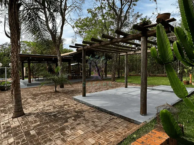 Chácara com 5000m² 2 quartos e 2 banheiros, à venda, no bairro Chácara dos Poderes em Campo Grande