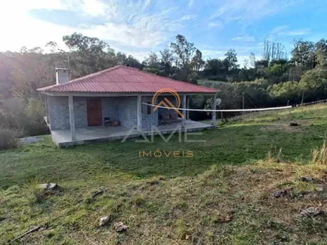 Chácara com 160m² 4 quartos e 2 banheiros, à venda, no bairro Fragata em Pelotas