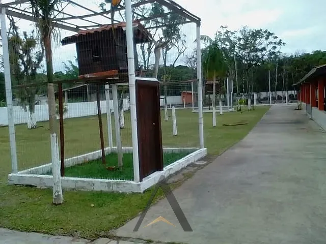 Chácara com 6000m² 11 quartos e 10 banheiros, à venda, no bairro Jardim das Palmeiras em Itanhaém