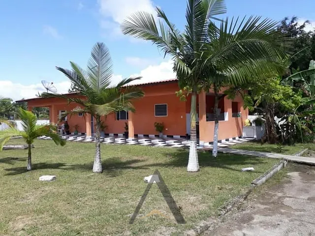 Chácara com 6000m² 11 quartos e 10 banheiros, à venda, no bairro Jardim das Palmeiras em Itanhaém