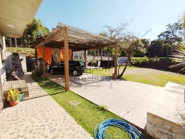 Chácara com 7000m² 4 quartos e 4 banheiros, à venda, no bairro Jardim Marica em Mogi das Cruzes