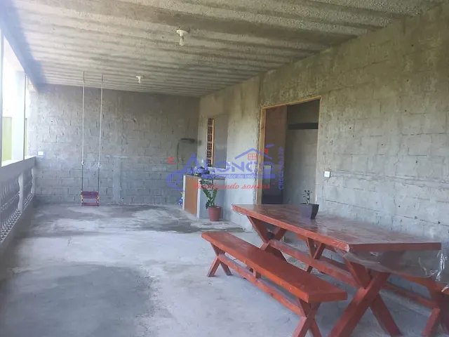 Chácara com 980m² 2 quartos e 1 banheiro, à venda, no bairro 10 em Santa Branca