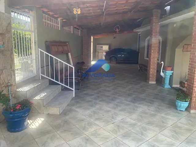 Chácara com 1000m² 3 quartos e 5 banheiros, à venda, no bairro Chácara Boa Vista em Santa Isabel